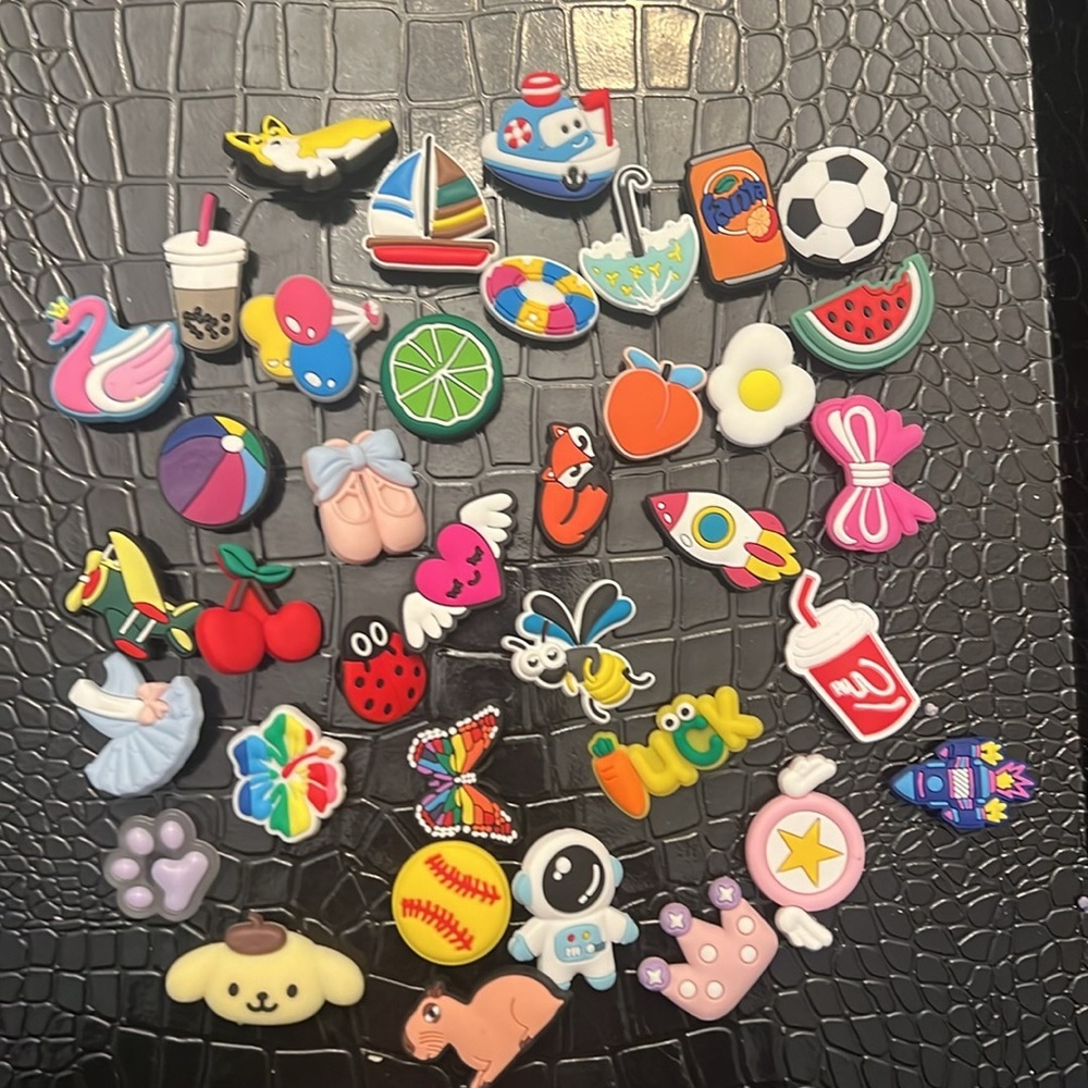 Shoe Charms 9 Pack Cute Cartoon Aesthetic Shoe Charms - Miscellaneous